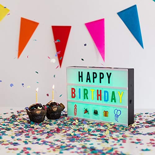 Boite lumineuse à message avec lettres colorées et emojis